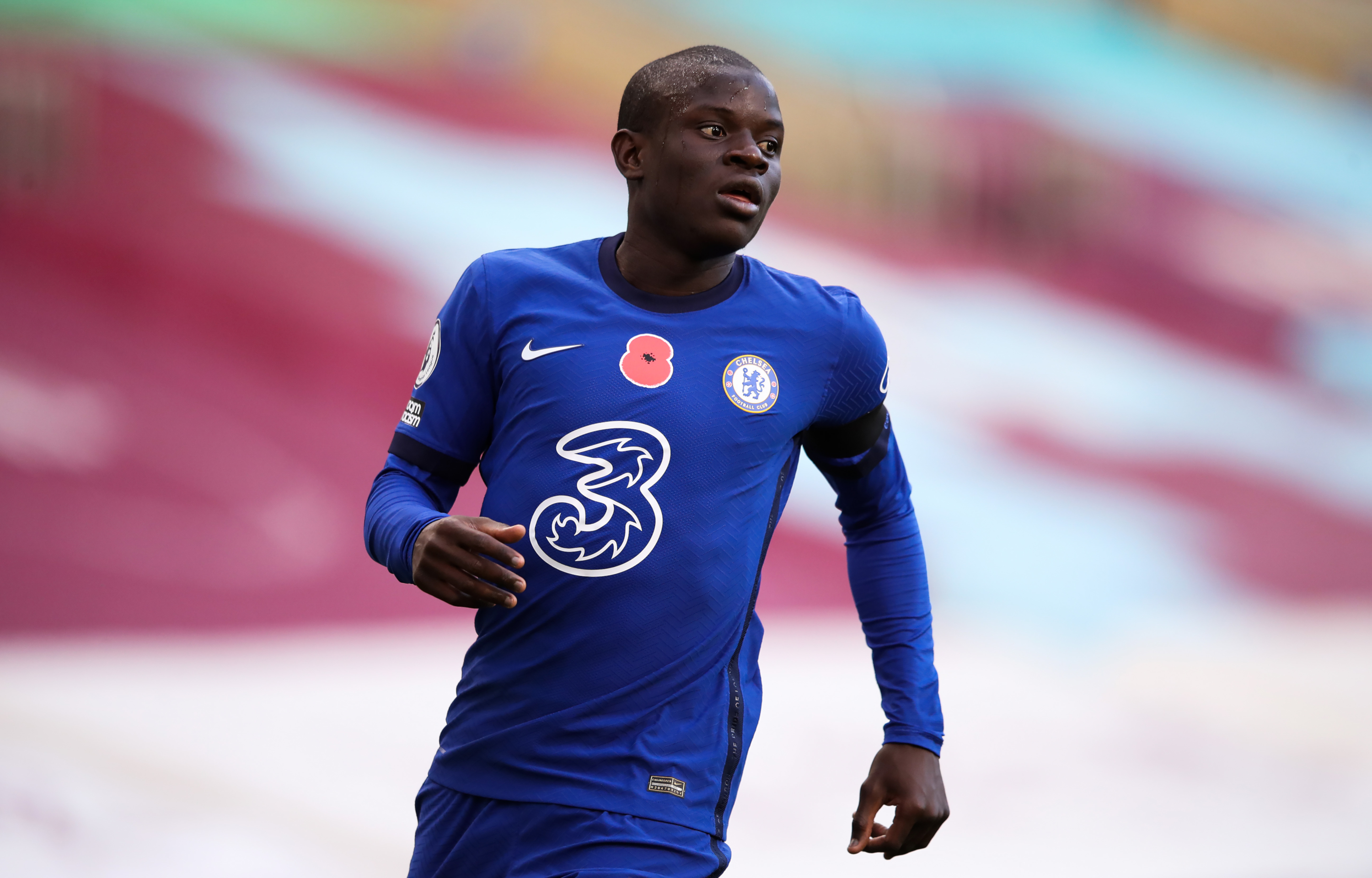 备战2026宇宙杯 伊朗男足用“百东说念主大名单”应付赴好意思签证